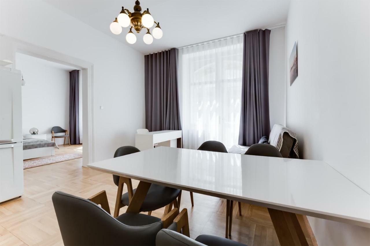 The Dancing House Residence, Two Bedroom Apartment With Balcony Near River! Πράγα Εξωτερικό φωτογραφία
